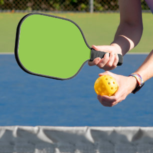 Website mit grünem Hintergrund und weißer Grenze Pickleball Schläger