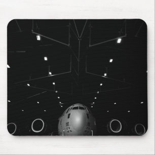 Wechselstrom - 17 Globemaster III sitzt in einem Mousepad