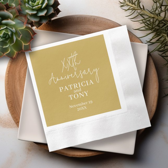 Wedding Anniversary Personalized - Gold Modern Serviette (Modern Anniversary Napkins - Personalize with the year and names - 50th Anniversary Napkins in Gold)
