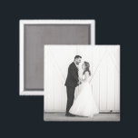 Wedding FOTO Newlyweds Mr. & Mrs. Schwarz-weiß Gef Magnet<br><div class="desc">Benutzerdefiniertes WEDDING FOTO in Schwarz und Weiß. Einfach nach Ihrem bevorzugten Foto zu personalisieren,  Foto Filter verwenden. Modern,  klassisch,  zeitlos. Mix und Match kompletten Wedding / Keepake Kollektionen von TMCdesigns.</div>