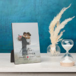 Wedding foto script overlay personalized fotoplatte<br><div class="desc">Elegant ‚better together‘ typography overlay wedding foto keepsake platte for newlyweds or wedding anniversary; personalized gift with pünktlich names and your text.</div>