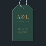 Wedding Monogram Minimalistisch Emerald Green Gold Geschenkanhänger<br><div class="desc">Eine minimalistische Hochzeitsmonogramm-Design-Sammlung von Produkten mit klassischer traditioneller Typografie in Gold. Das perfekt angepasste Design für Ihren besonderen Tag!</div>