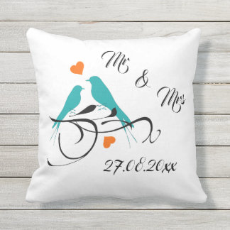 Wedding Throw Pillow Mr. & Mrs. Kissen