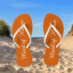 Wedding Trauzeugin Trendy Burnt Orange Flip Flops<br><div class="desc">Gönnen Sie Ihren Hochzeitsjungfrauen diese stilvollen Flip-Flops in Trauzeugin,  die eine trendige,  verbrannte Orange und ein weiße,  stilisierte Schrift ergänzen,  um Ihr ähnliches Hochzeitsfarbschema zu ergänzen. Wählen Sie die Größe des Fußes zusammen mit anderen Optionen. Sie können Ihre Flip-Flops anpassen,  um die Farbe an Ihre Wünsche anzupassen.</div>