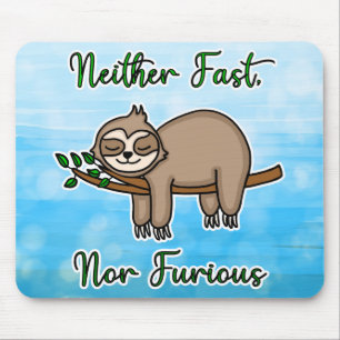 Weder schnell noch zorniger Lazy Sloth auf Baumzwe Mousepad