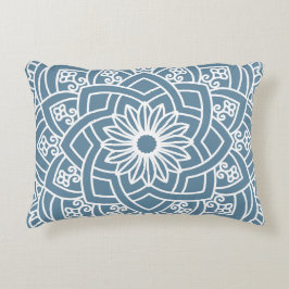 Wedgewood blaue und weiße BlumenMandala Dekokissen