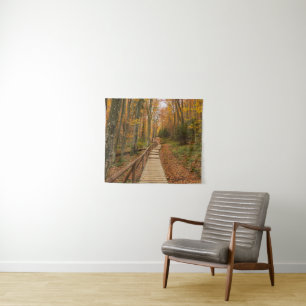 Weg durch den Herbstwald. Wandteppich