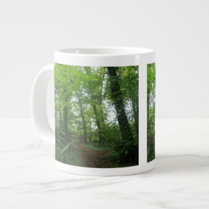 Weg durch die grüne Tasse