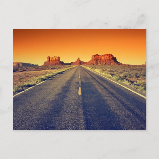 Weg ins Monumental bei Sonnenuntergang Postkarte (Vorderseite)