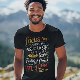 Weg zum Erfolg: Konzentration auf Ihr Ziel T-Shirt