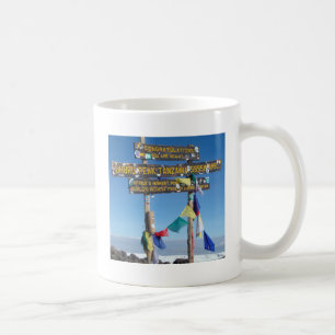Wegweiser auf dem Gipfel von Kilimanjaro kenya Kaffeetasse