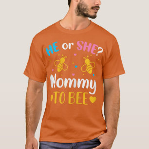Weibchen, die er oder sie Mami werden Ankündigung  T-Shirt