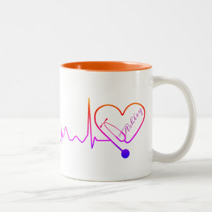Weibliche Medizin-Absolventin Ärztin Krankenschwes Zweifarbige Tasse