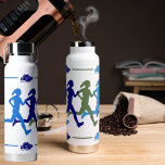 Weibliche Runner farbenfrohe blaugrüne Silhouetten Trinkflasche<br><div class="desc">Schöne Silhouetten schmücken diese Wasserflasche. Gelegen mit Laufschuhen in Blautönen. Perfekte Wasserflasche für den Läufer nach dem Training,  um zur Arbeit zu gehen oder den Läufer in seinem Leben zu feiern.</div>