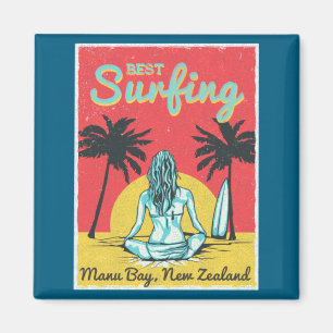 Weibliche Surferin Manu Bay Raglan Neuseeland Magnet