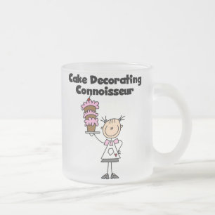 Weibliche Tortenverzierungskennerin Mattglastasse