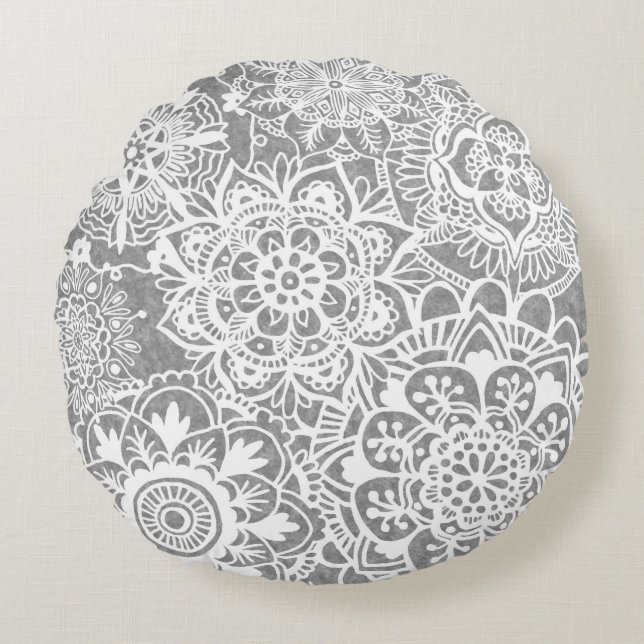 Weich-Grau-Weiß-Mandala-Muster Rundes Kissen (Vorderseite)
