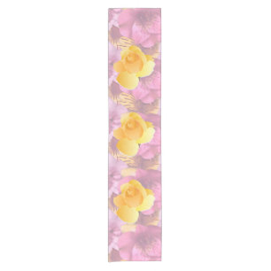Weich rosa Blume Gelb Rose Tischläufer