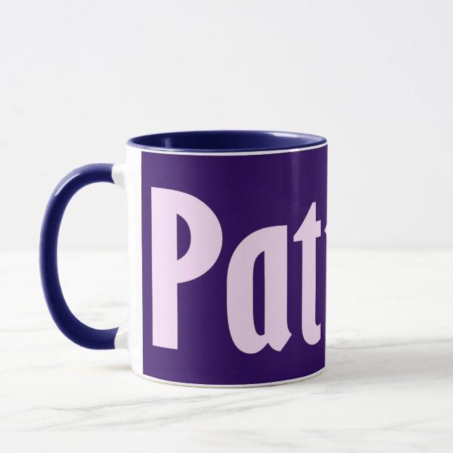 Weich rosa "Patricia" Name auf Reifenpüle, Violett Tasse (Links)