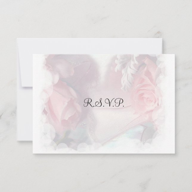 Weich rosa Roses Wedding RSVP Karte (Vorderseite)