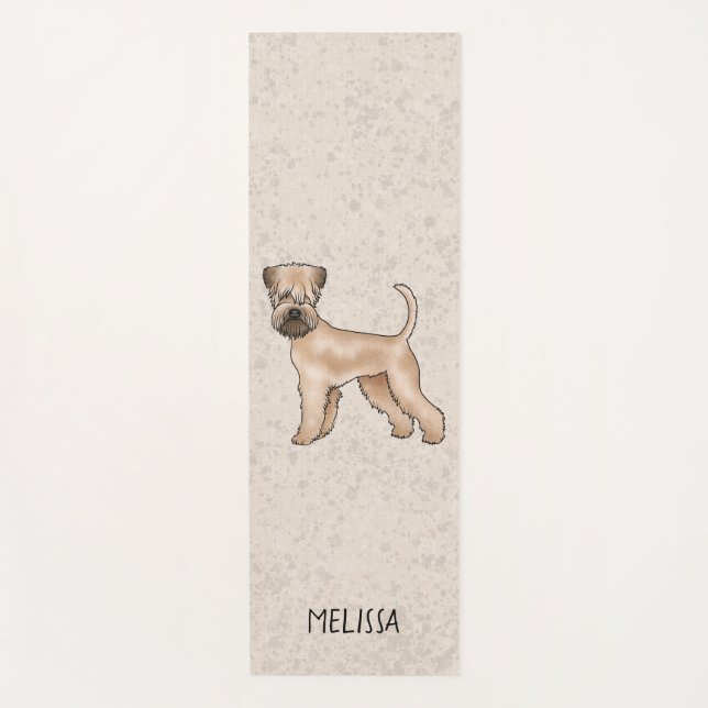 Weich überzogener Hund mit Namen auf Beige Yogamatte (Vorderseite)