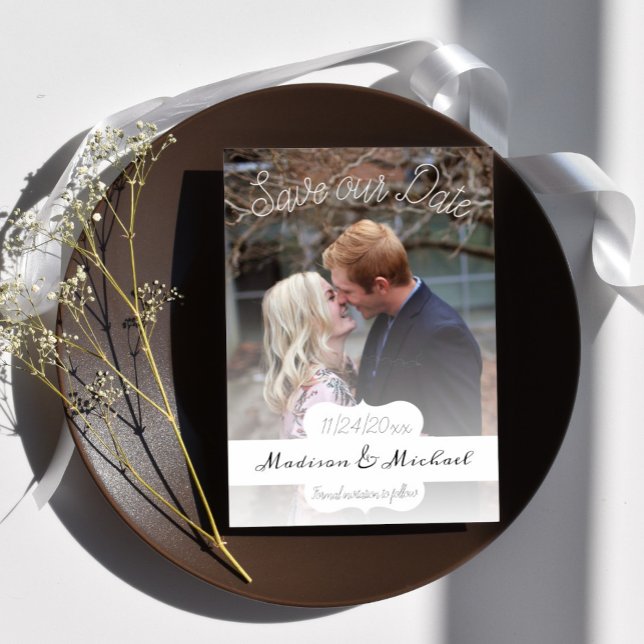 Weich weißes Banner-Foto Ankündigung Datum freihal (Soft White Banner Photo Save the Date)