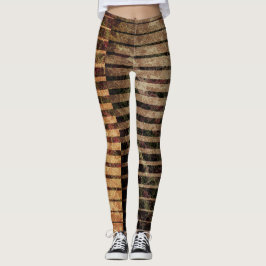 Weiche braune Streifen und Kratzer, zur Seite der  Leggings