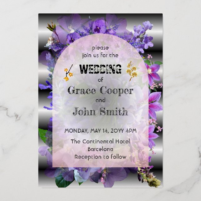 Weiche, lila Blüte mit schwarz-weißem Hintergrund Folieneinladung (Vorderseite)