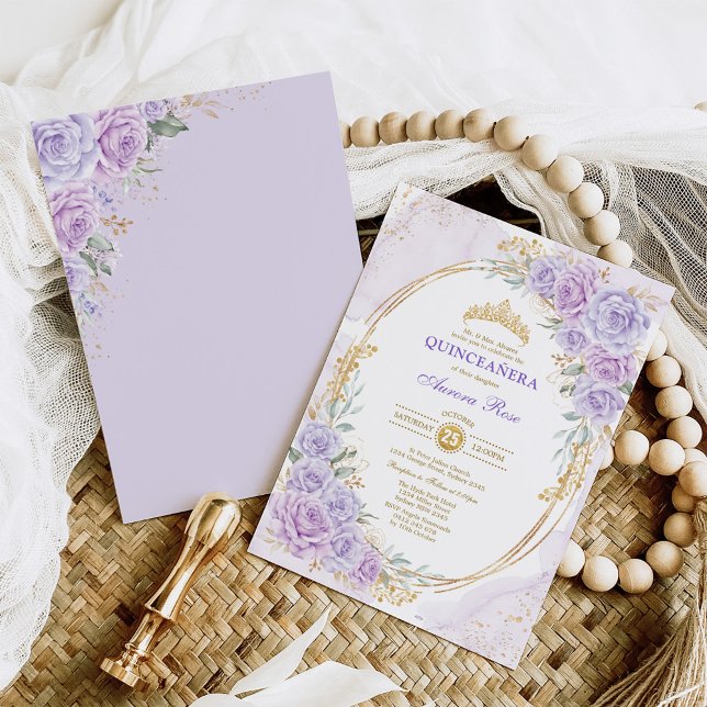 Weiche Lila Flora Quinceañera 15. Geburtstag Einladung (Von Creator hochgeladen)