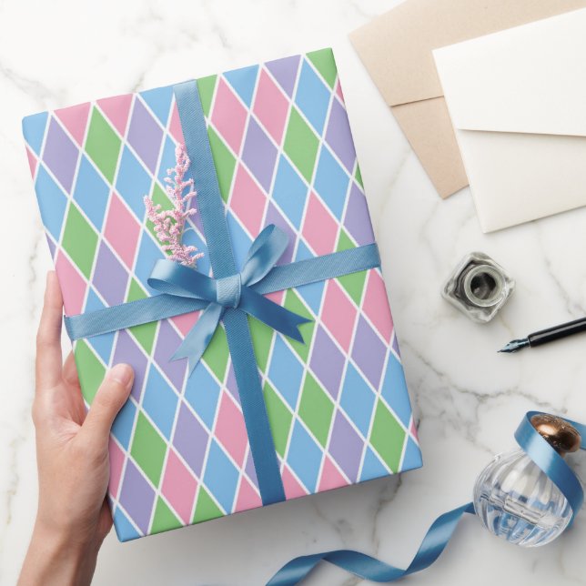 Weiche Pastell-Geometrische Harlekin-Muster Geschenkpapier (Schenken)