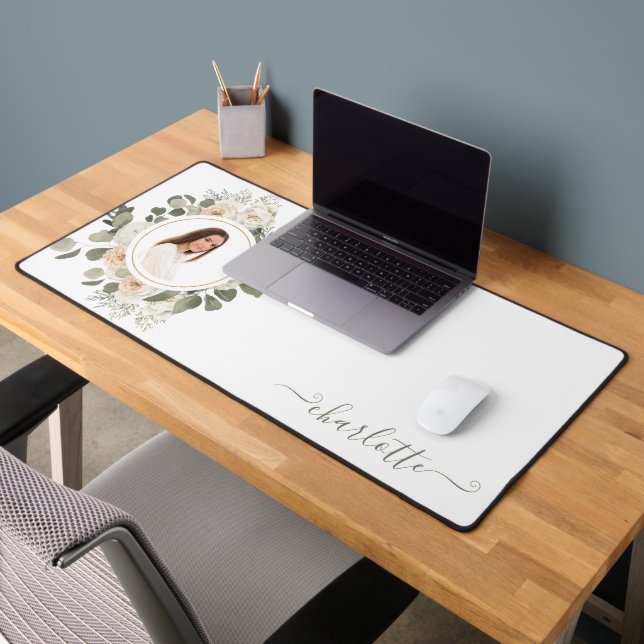 Weicher Blumenrahmen mit Foto & Name Schreibtischunterlage (Büro 2)