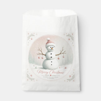 Weicher Pastellrosa Schneemann Winterwald Geschenktütchen
