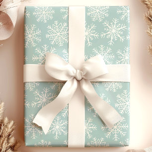Weiches Blau Weiß Schneekristall Weihnachten Geschenkpapier