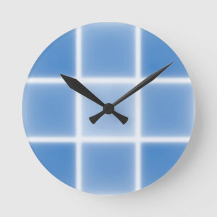 Weiches blaues Gitterfliesenmuster Runde Wanduhr