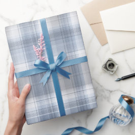 Weiches Blaugrau Küstennebel Karomuster Geschenkpapier