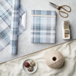 Weiches Blaugrau Küstennebel Karomuster Geschenkpapier