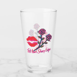 Weiches Herz, scharfe Kanten Gothic Lippenstift Ku Glas