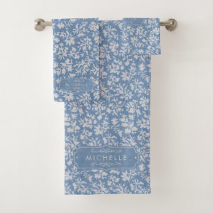 Weiches Pastellblau und Grau-weißes Blumenmuster i Badhandtuch Set