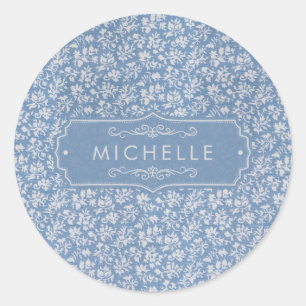 Weiches Pastellblau und Grauweißer Blumen-Boho-Mus Runder Aufkleber