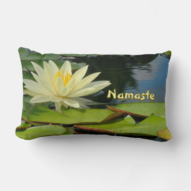 "WEICHGELBLOW LOTUS BLOSSOM, GRÜNE LILY PADS, NAMA LENDENKISSEN (Vorderseite)