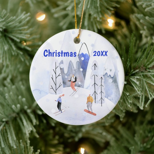 Weihnachten Alpine Ski Mountain Village Skifahrer Keramik Ornament (Baum)