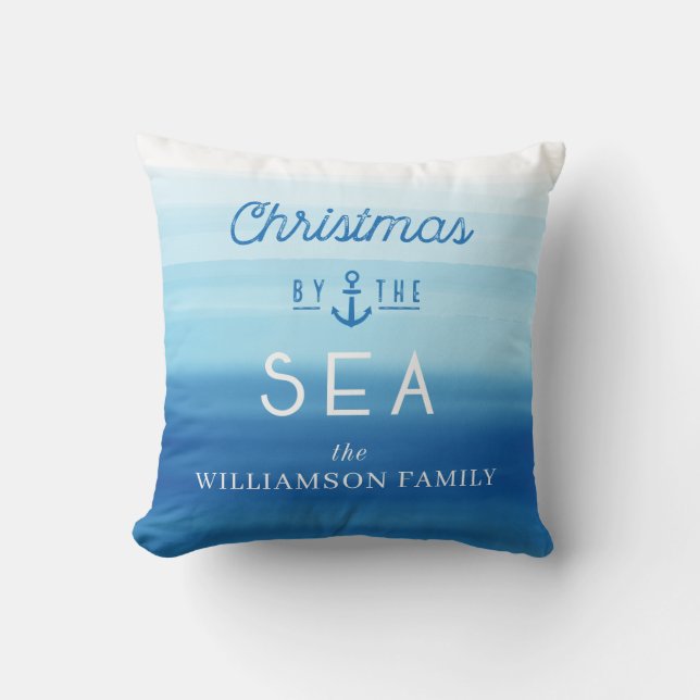 Weihnachten an der Meeresküste Blue Ombre Typograf Kissen (Vorderseite)