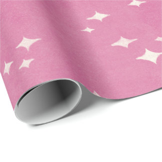 Weihnachten beginnt in heißen rosa geschenkpapier
