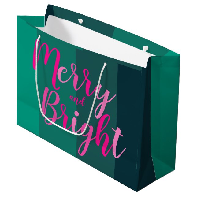 Weihnachten froh und hell Grün Rosa Große Geschenktüte (Vorderseite Schrägansicht)