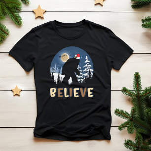 Weihnachten glauben Funny Bigfoot Ugly Xmas T-Shirt