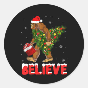 Weihnachten glaubt Bigfoot Funny Weihnachten Baum  Runder Aufkleber