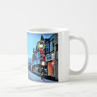 Weihnachten im Dorf von Suffern Entwurf #2 Kaffeetasse