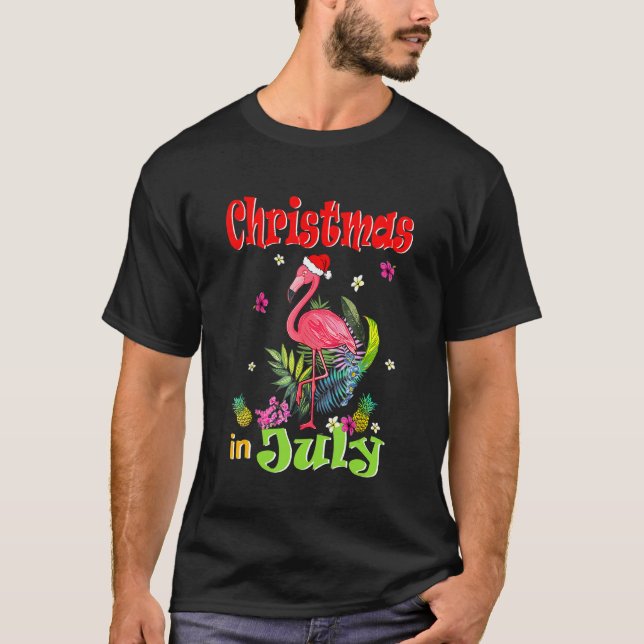 Weihnachten im Juli für Frauen Pink Flamingo T-Shirt (Vorderseite)