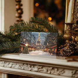 Weihnachten in Paris: Leuchtender Eiffelturm