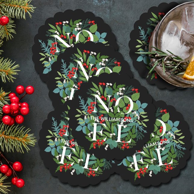 WEIHNACHTEN Winter Greenery Urlaub Schwarz Untersetzer (NOEL winter greenery and berries on black holiday scalloped paper coasters)